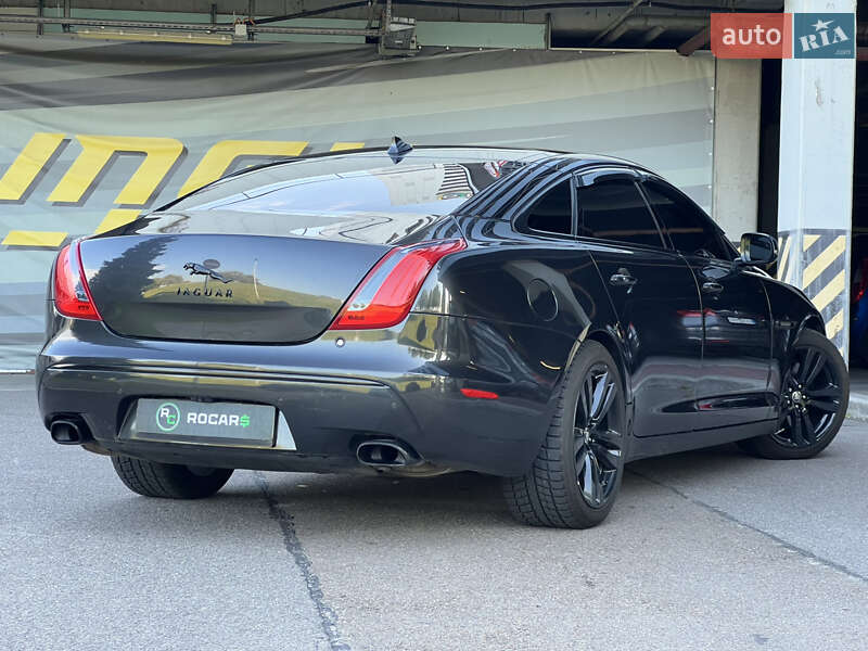 Седан Jaguar XJ 2013 в Києві