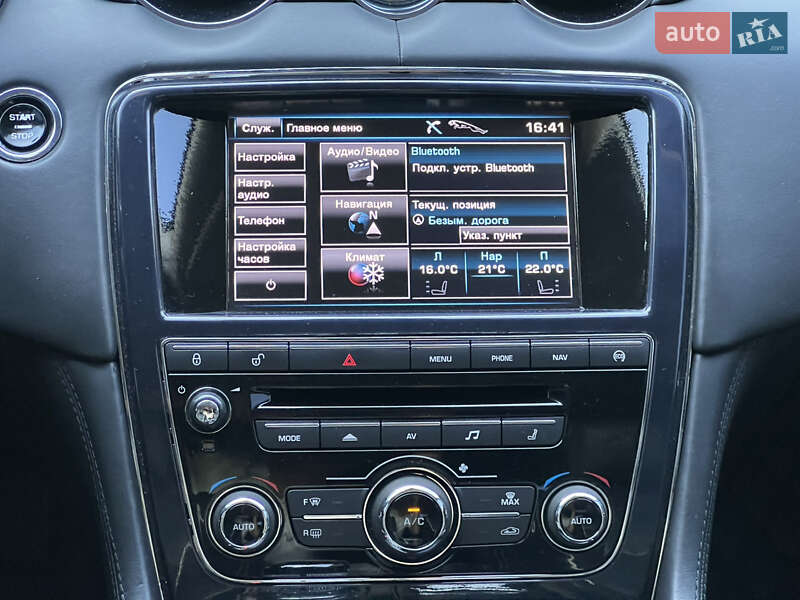 Седан Jaguar XJ 2013 в Києві