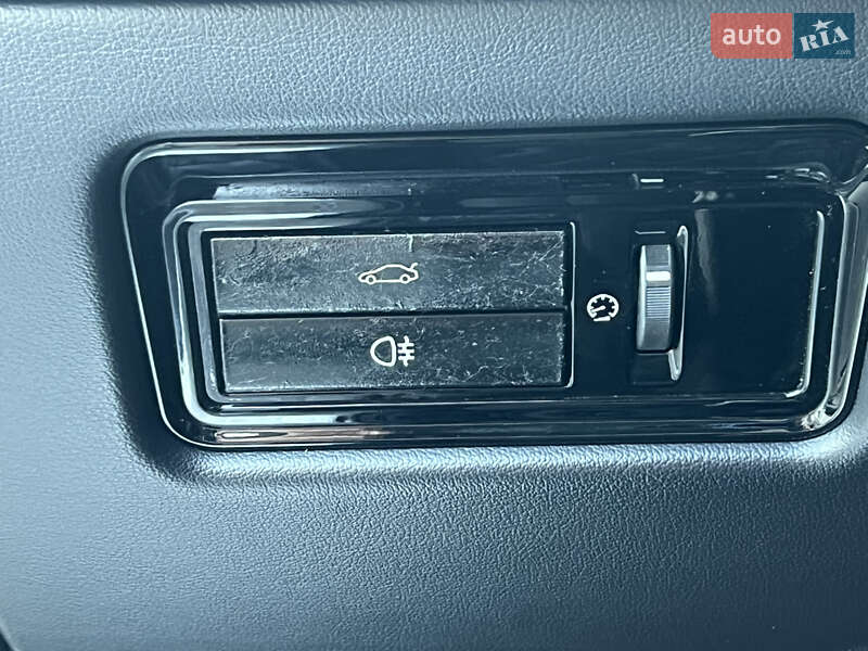 Седан Jaguar XJ 2013 в Києві