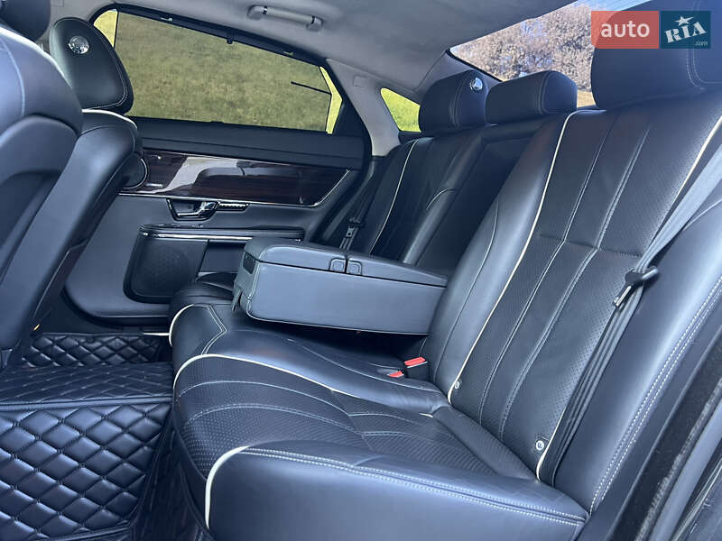 Седан Jaguar XJ 2013 в Києві