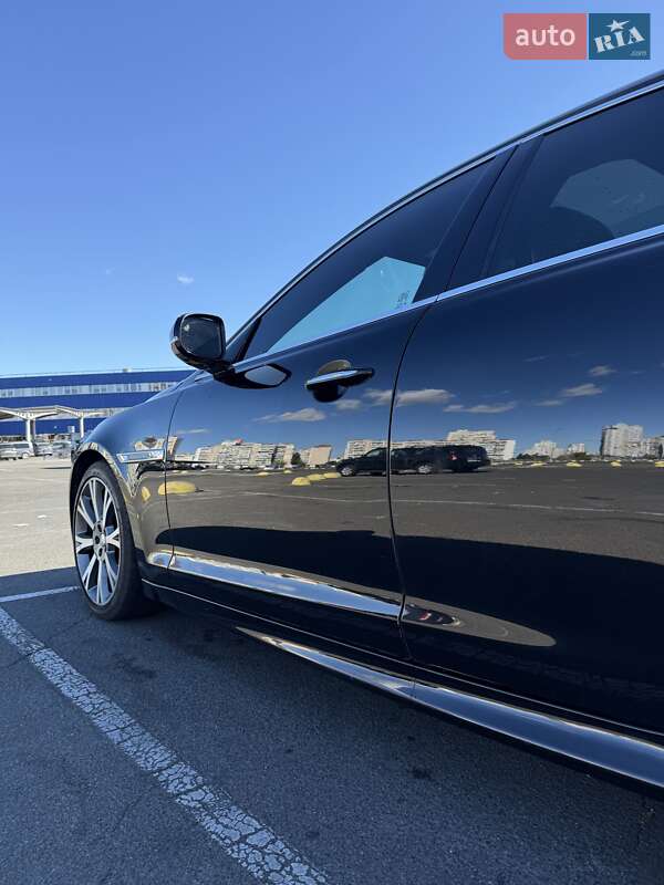 Седан Jaguar XJ 2015 в Киеве фото 4 Седан Jaguar XJ 2015 в Киеве