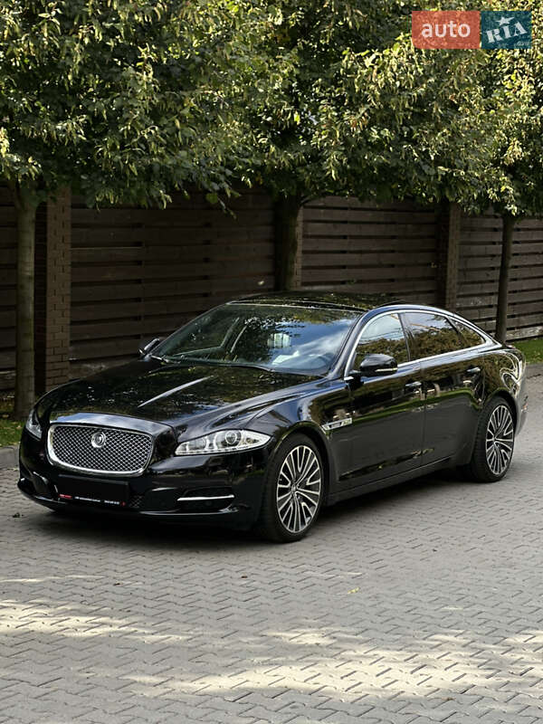 Седан Jaguar XJ 2013 в Києві