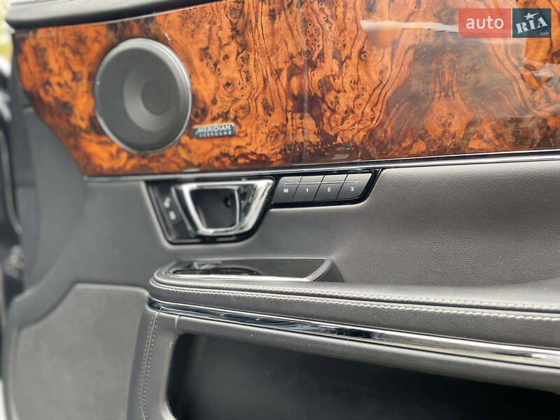 Седан Jaguar XJ 2015 в Києві фото 21 Седан Jaguar XJ 2015 в Києві