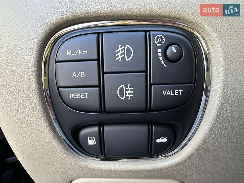 Седан Jaguar XJ 2008 в Киеве