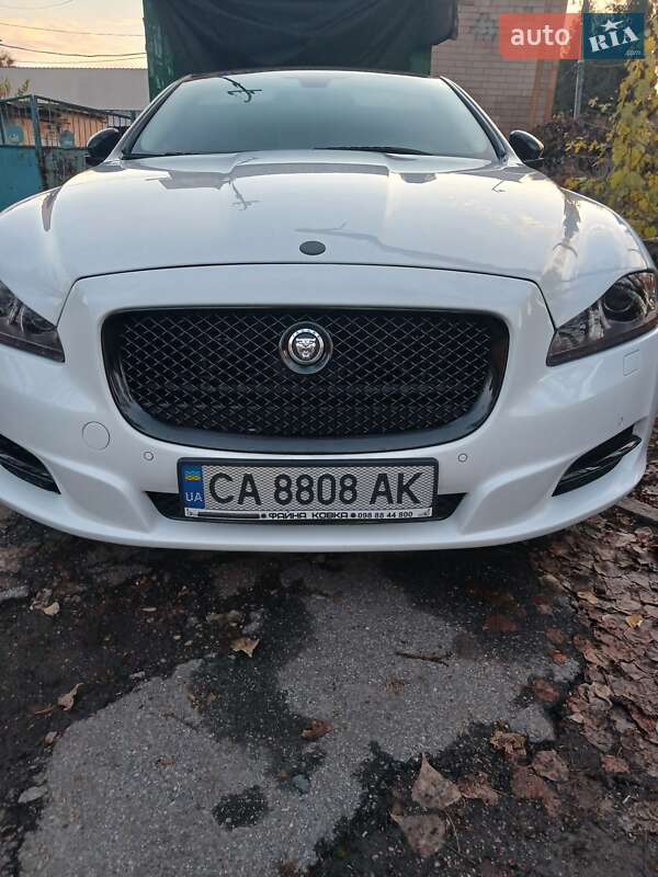 Седан Jaguar XJ 2013 в Черкассах