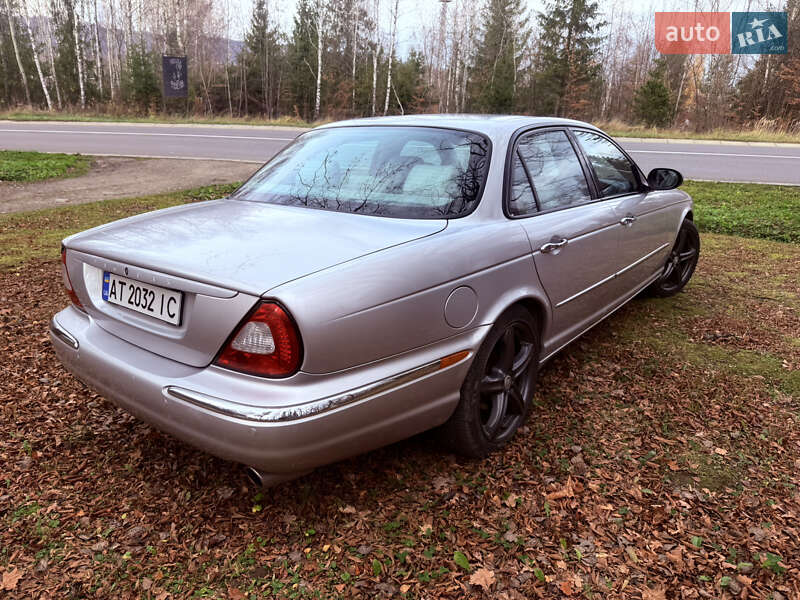 Седан Jaguar XJ 2003 в Ивано-Франковске