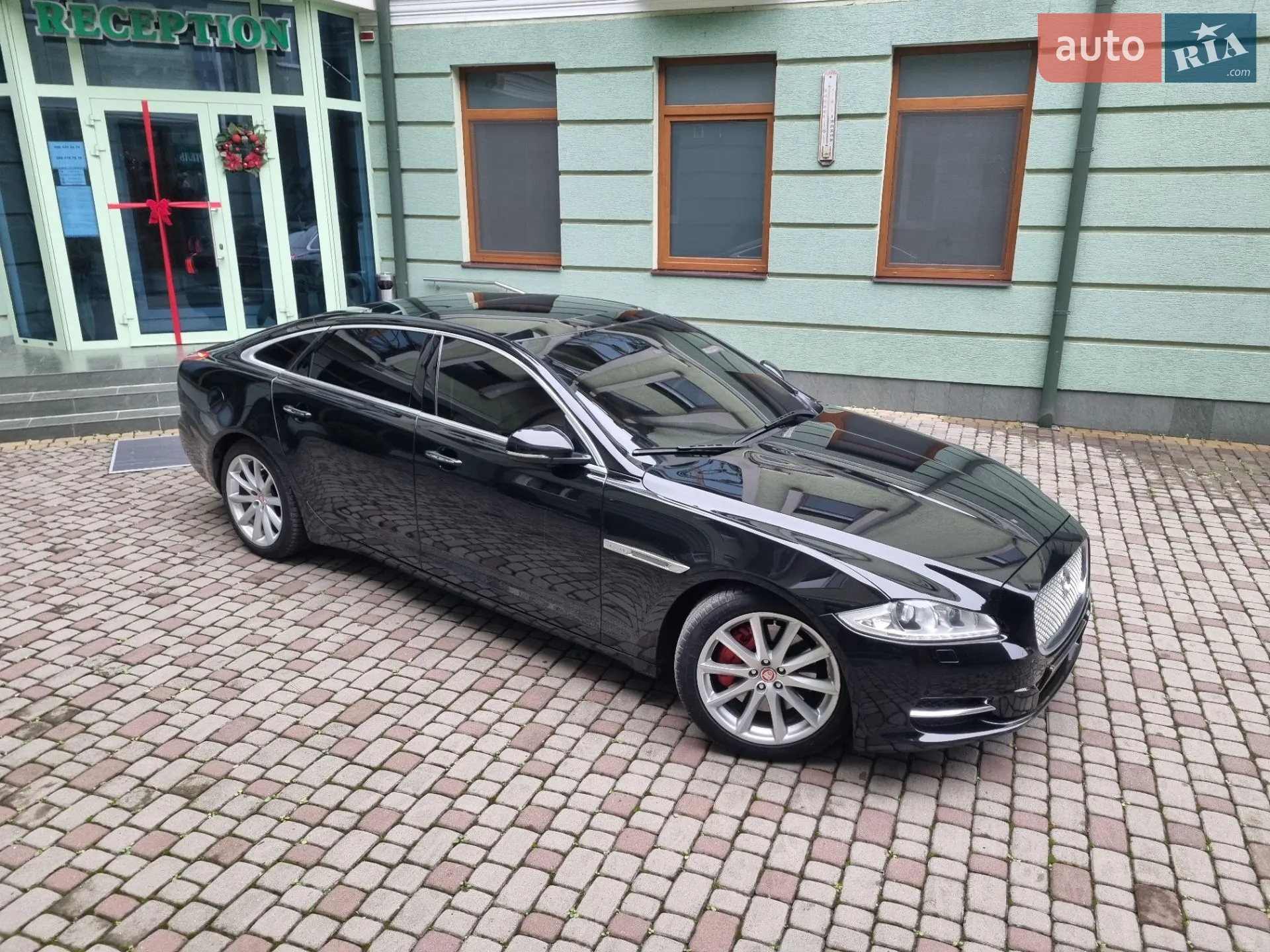 2010 Jaguar XJ - мініатюра 14