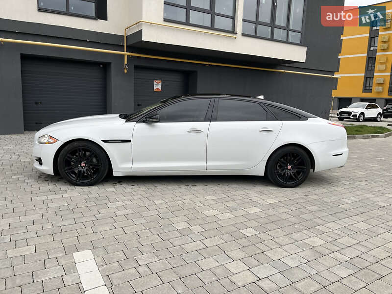 Седан Jaguar XJ 2014 в Івано-Франківську