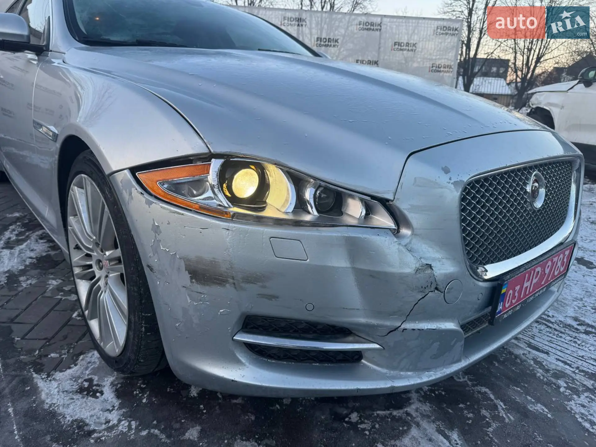 2015 Jaguar XJ - мініатюра 3