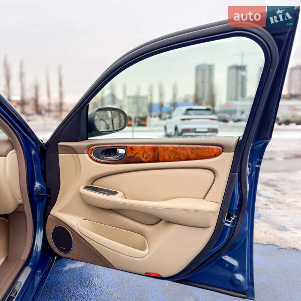 Седан Jaguar XJ 2007 в Киеве