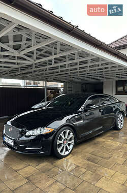 Седан Jaguar XJ 2015 в Києві
