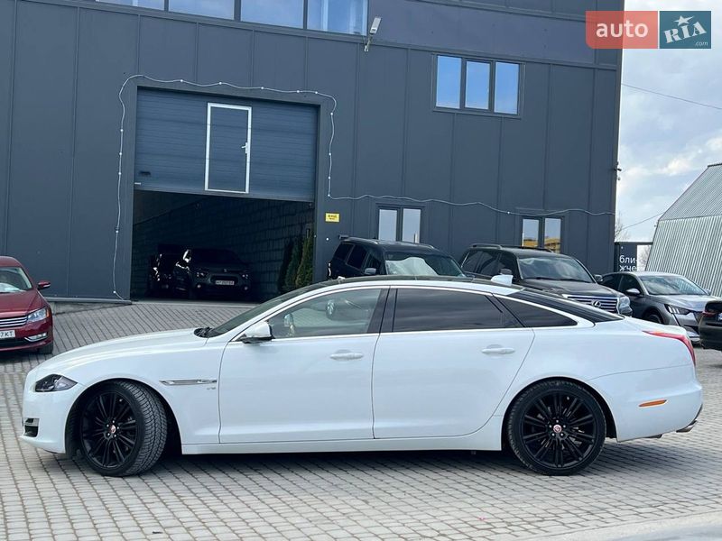 Седан Jaguar XJ 2017 в Львове