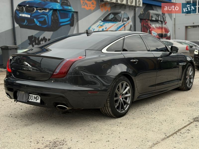 Седан Jaguar XJ 2016 в Житомире