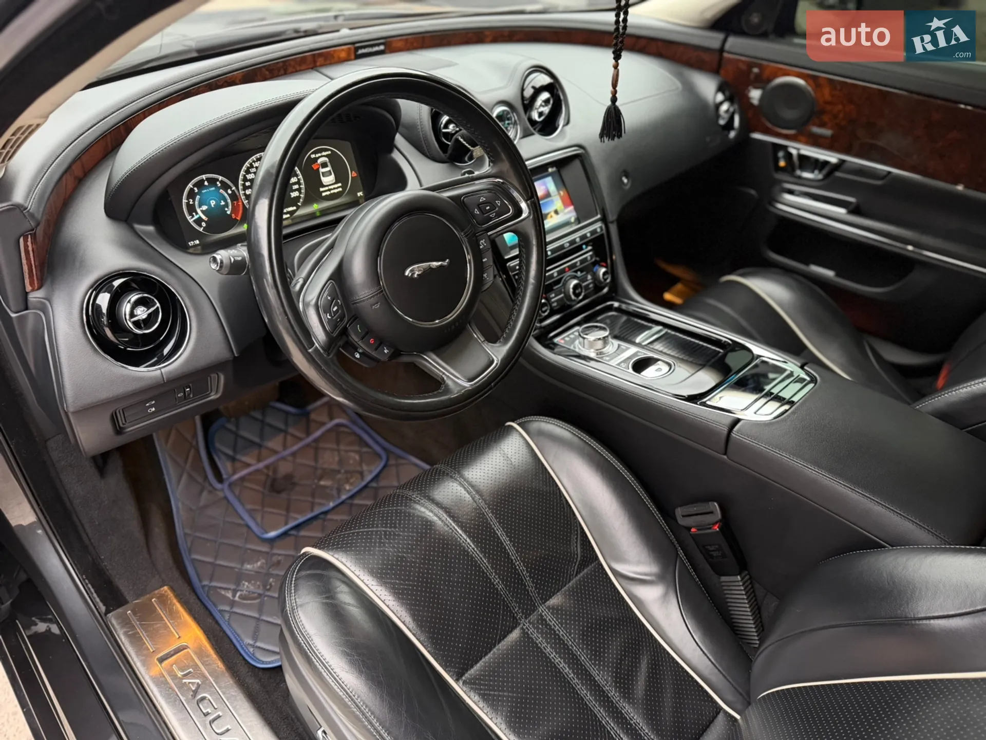 2016 Jaguar XJ - мініатюра 27