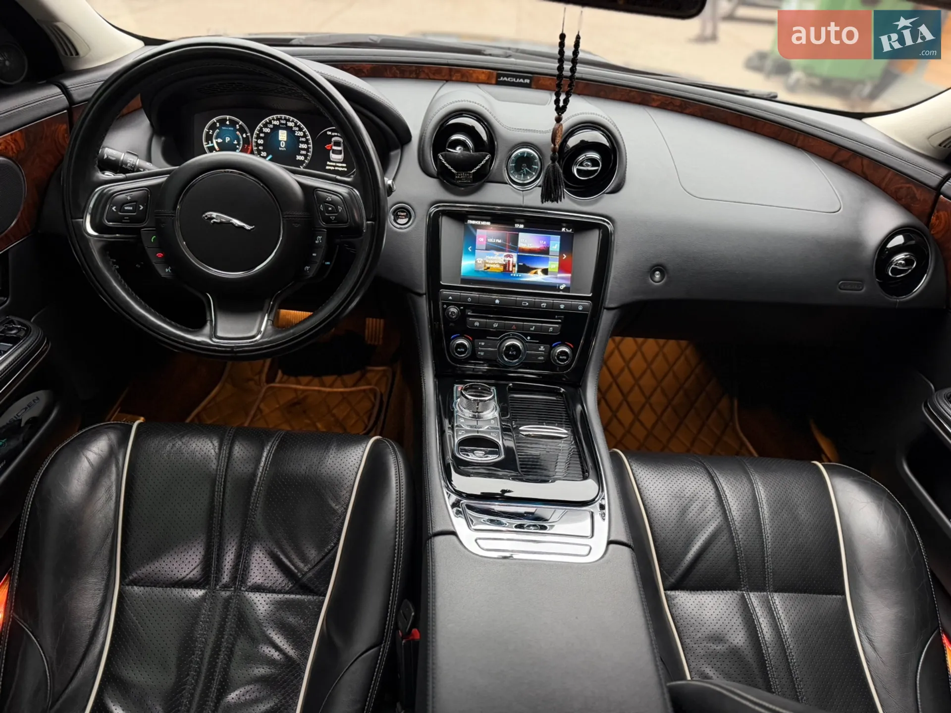 2016 Jaguar XJ - мініатюра 47