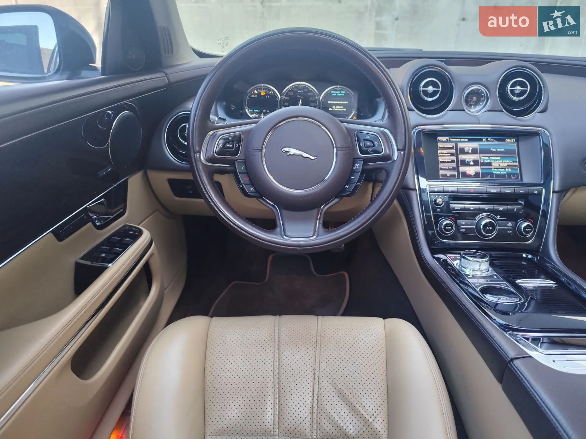 2013 Jaguar XJ - мініатюра 23