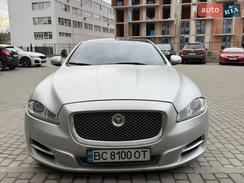 Jaguar XJ 2012