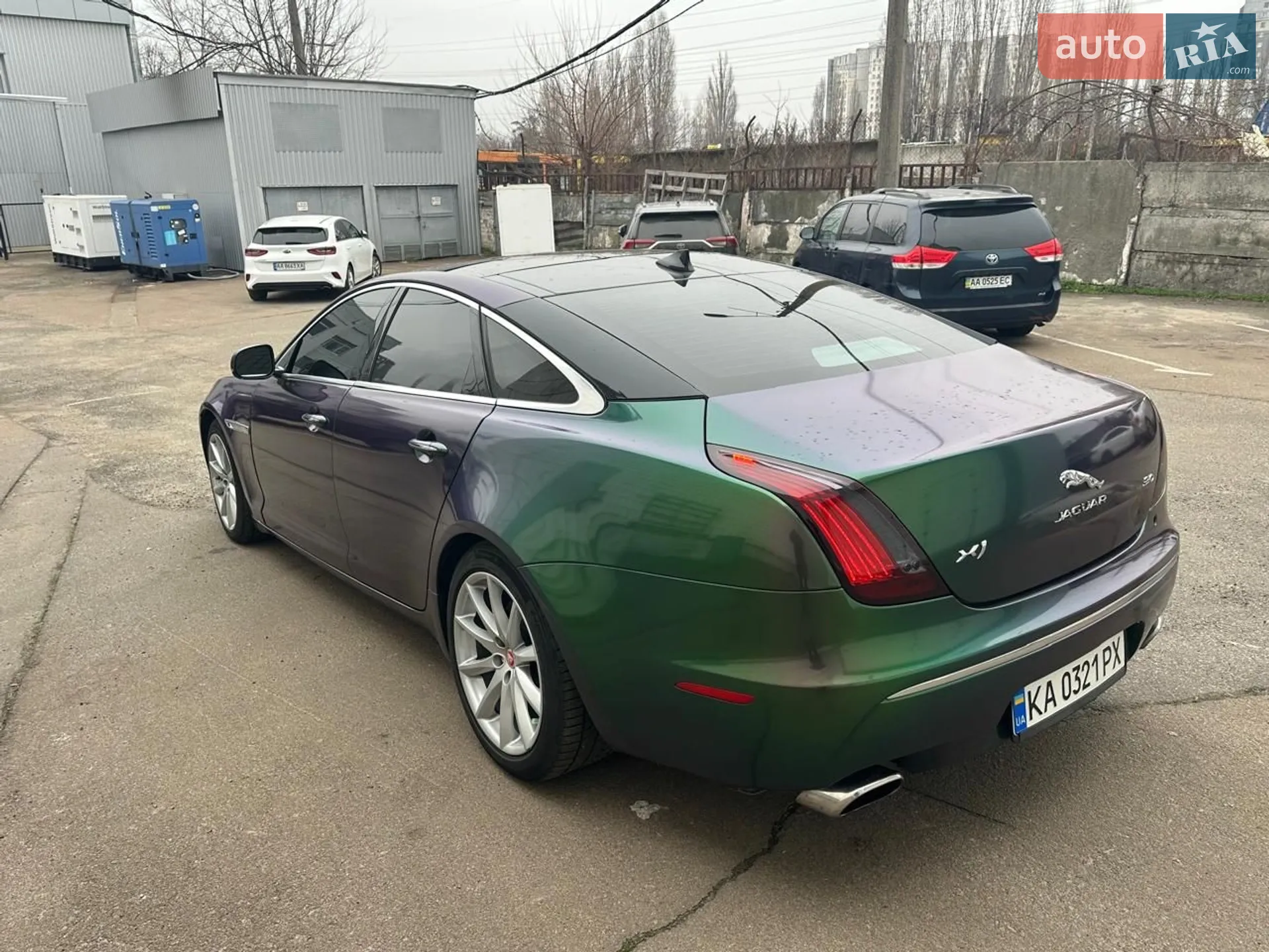 2013 Jaguar XJ - мініатюра 27