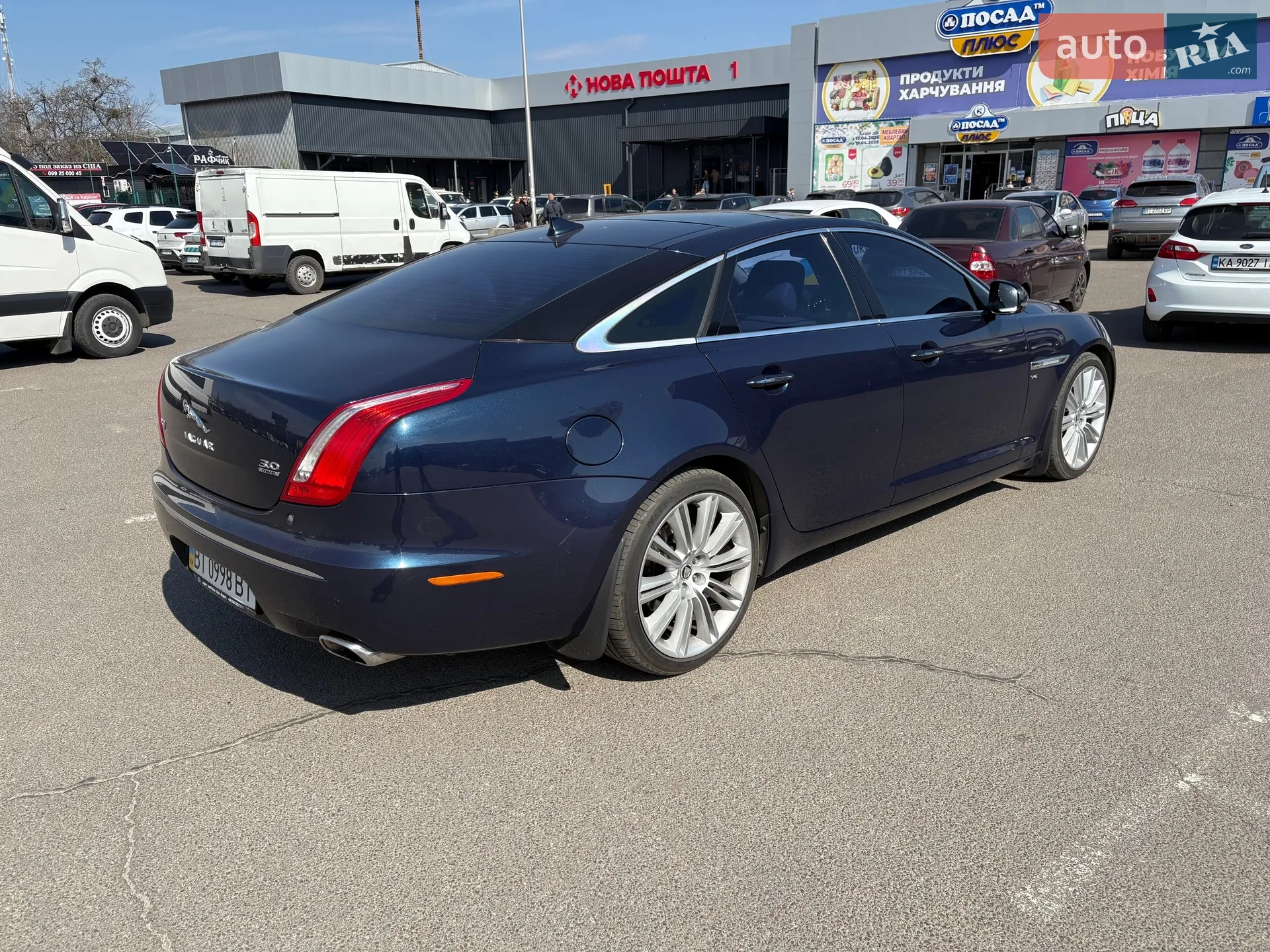 2013 Jaguar XJ - мініатюра 4