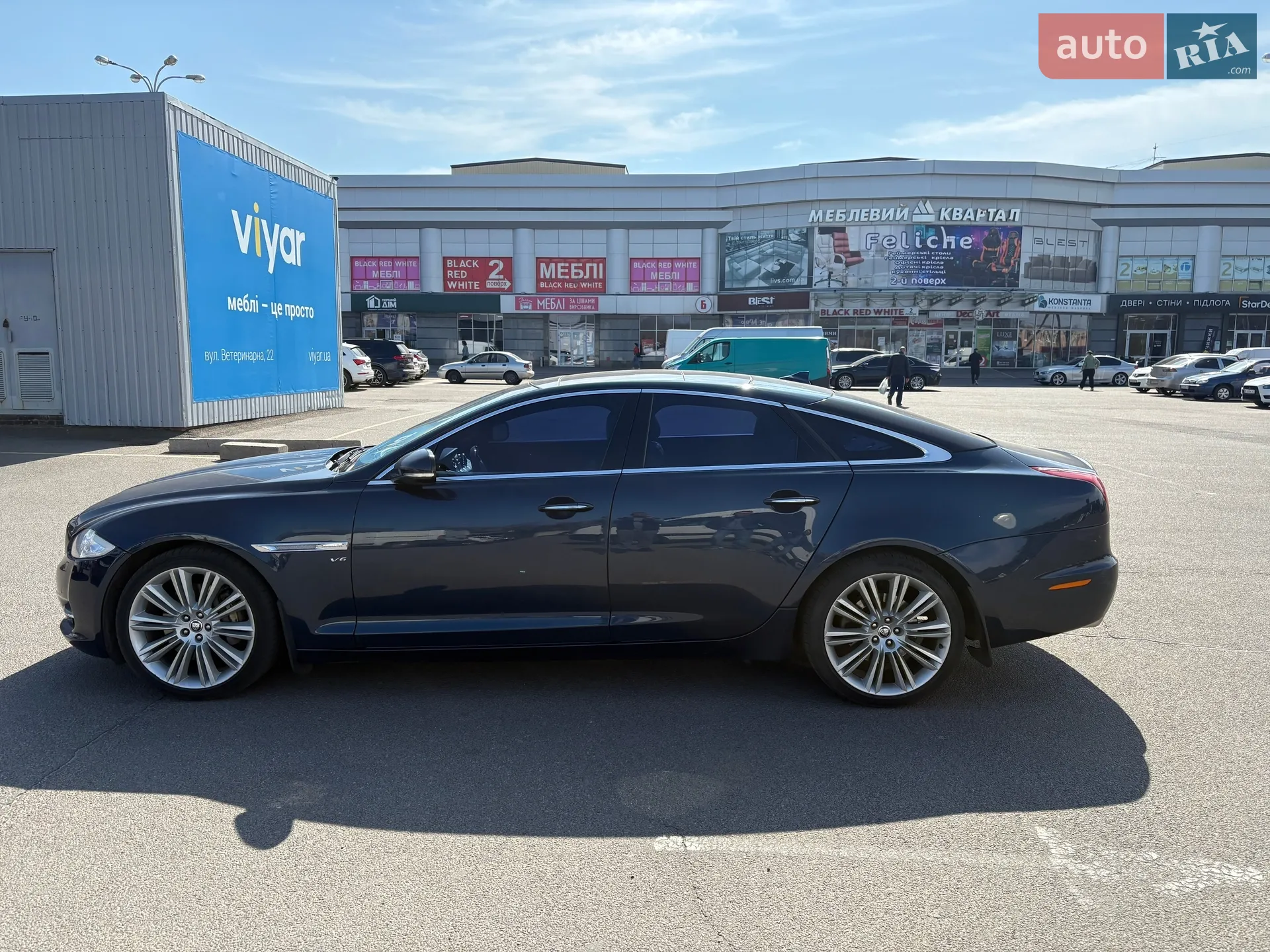 2013 Jaguar XJ - мініатюра 6