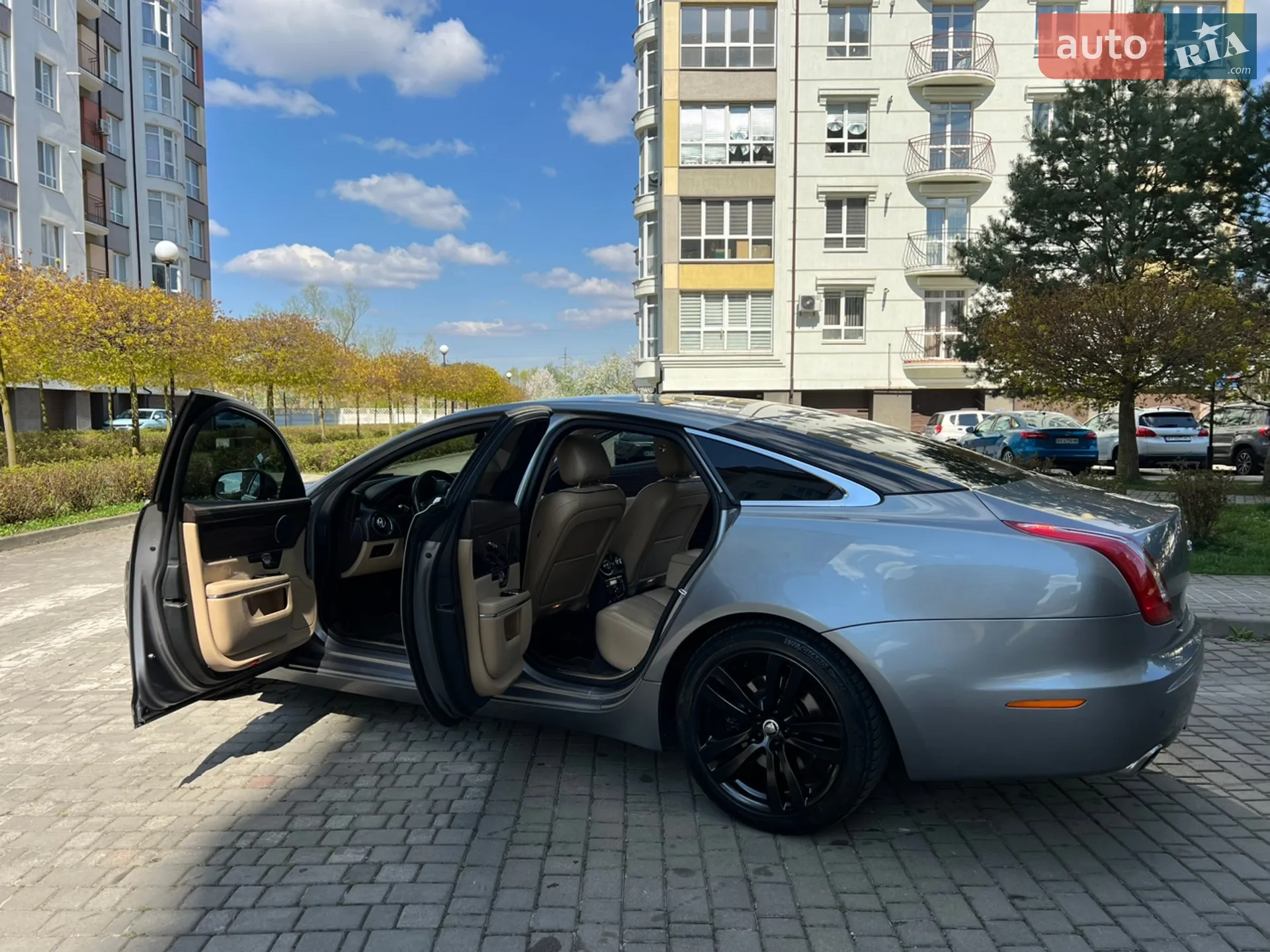 2010 Jaguar XJ - мініатюра 70