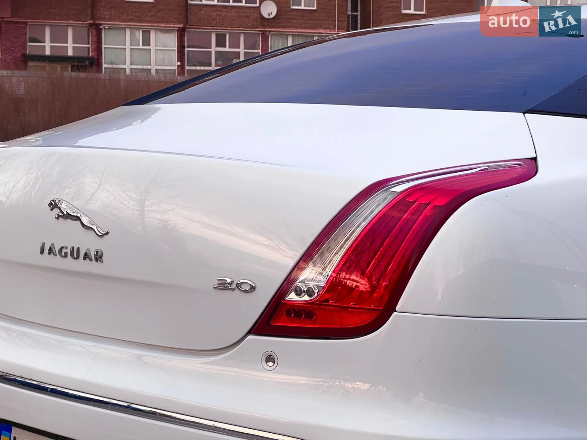 2012 Jaguar XJ - мініатюра 11