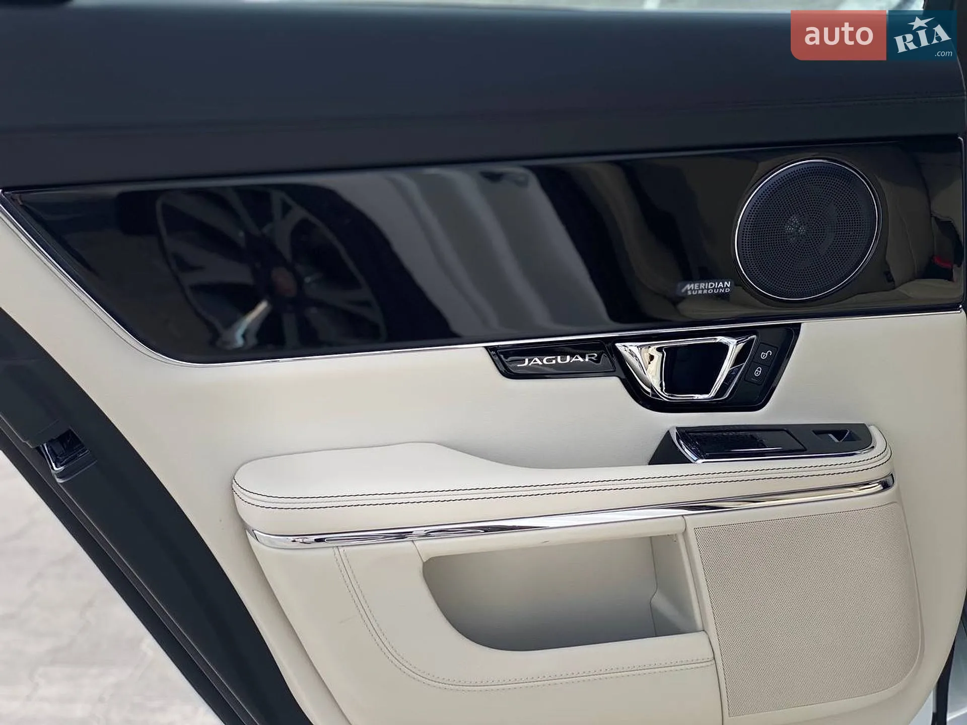 2015 Jaguar XJ - мініатюра 45