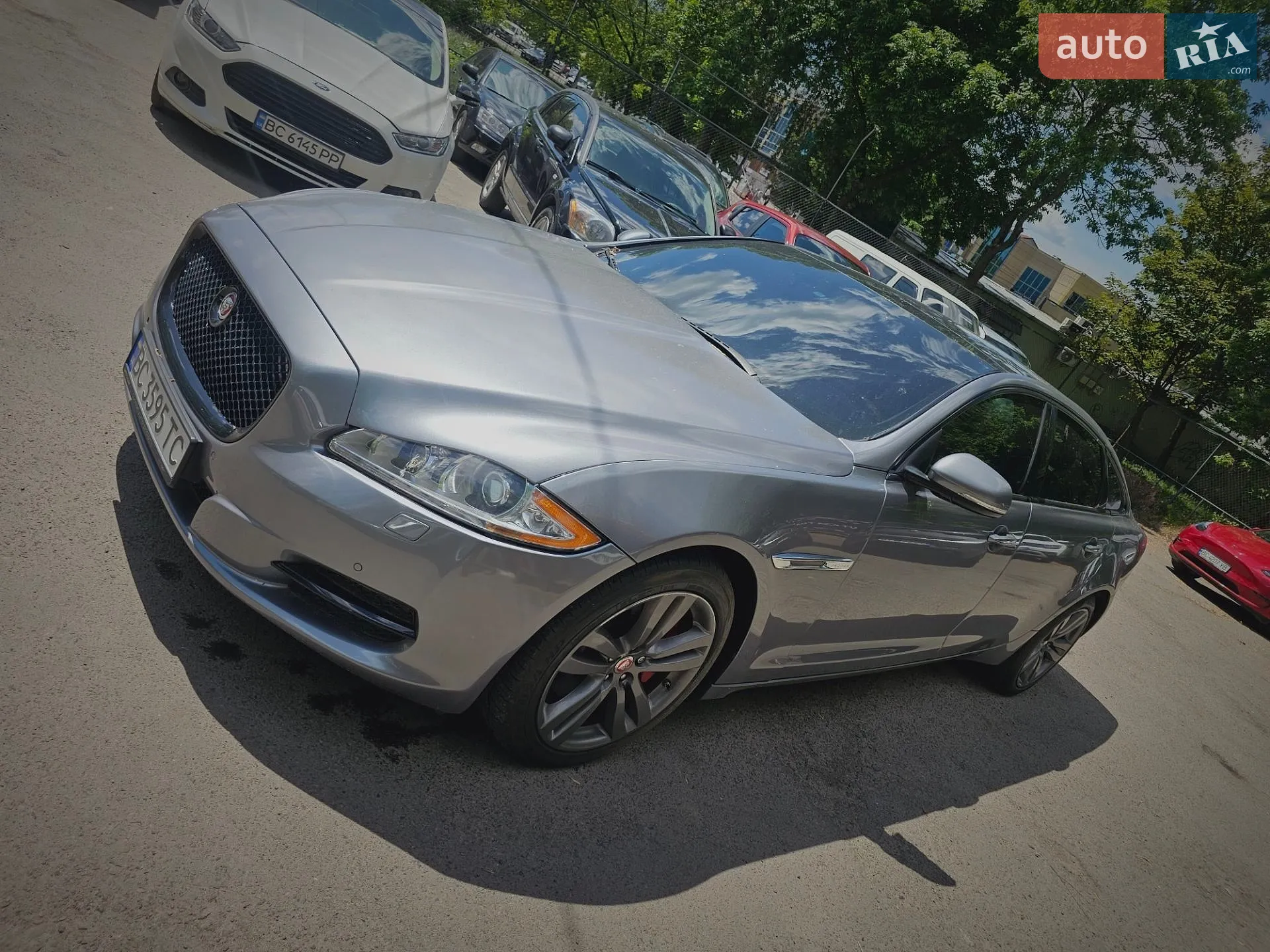 2013 Jaguar XJ - мініатюра 9