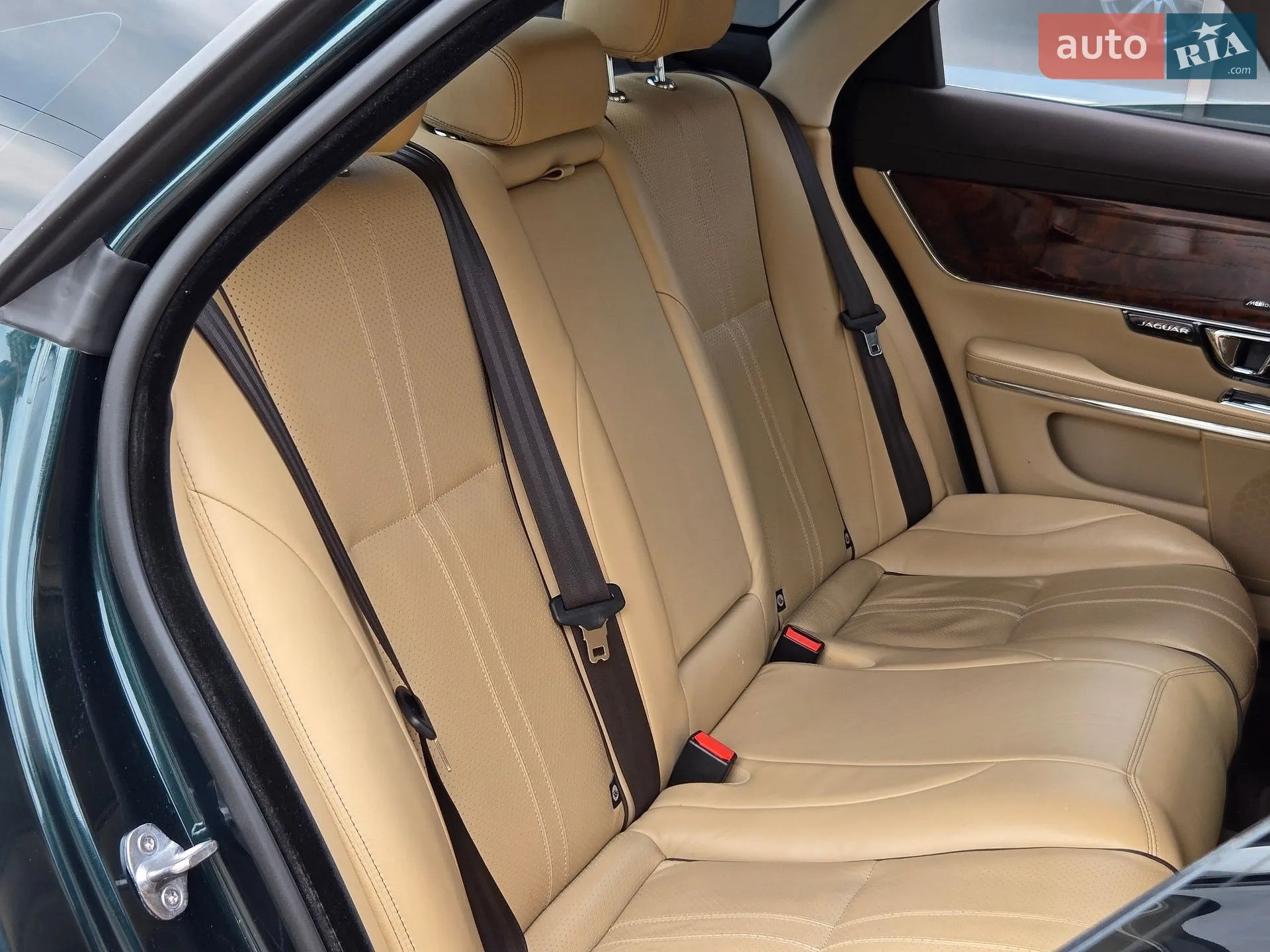 2016 Jaguar XJ - мініатюра 24