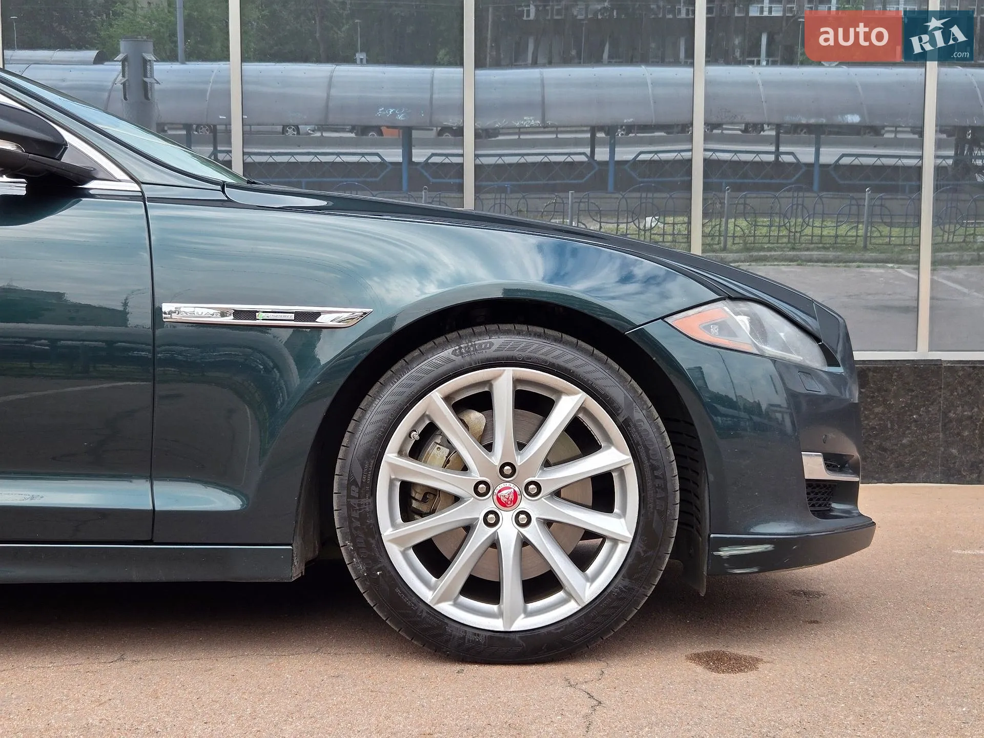 2016 Jaguar XJ - мініатюра 6
