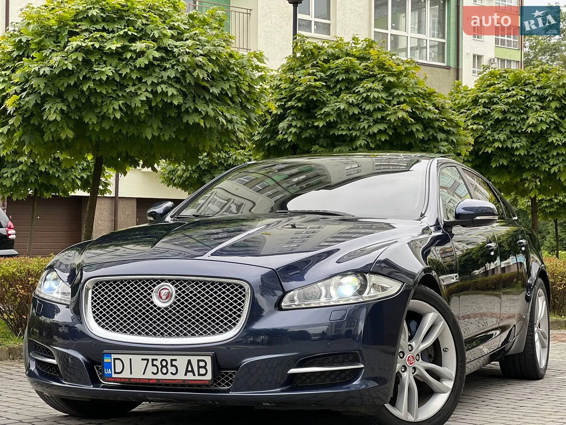2014 Jaguar XJ - мініатюра 8