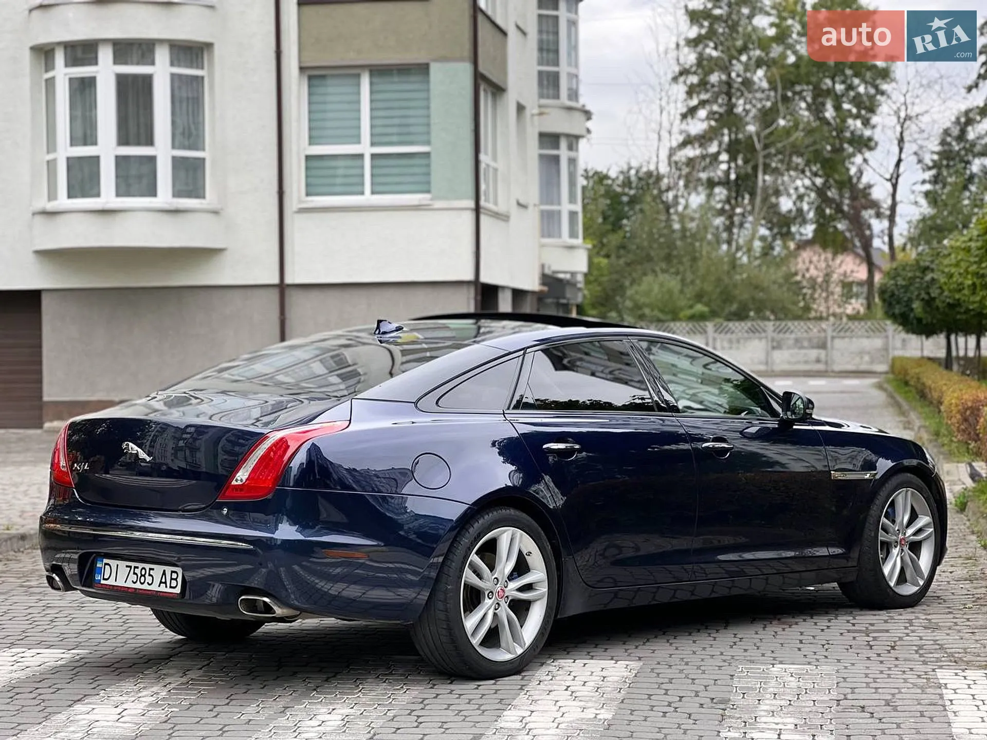 2014 Jaguar XJ - мініатюра 27