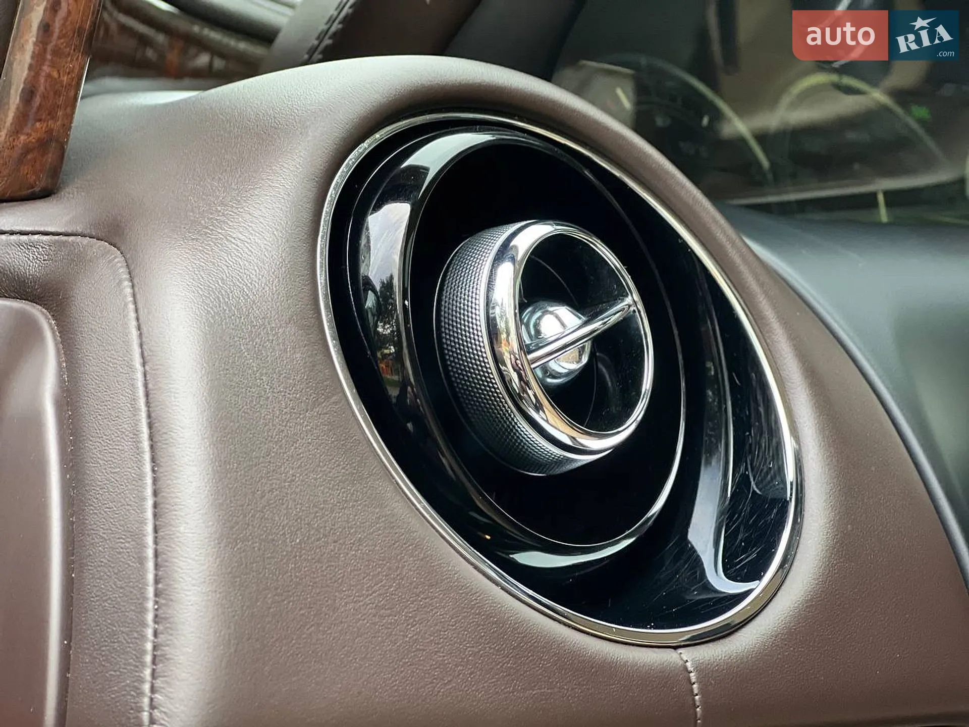 2014 Jaguar XJ - мініатюра 34