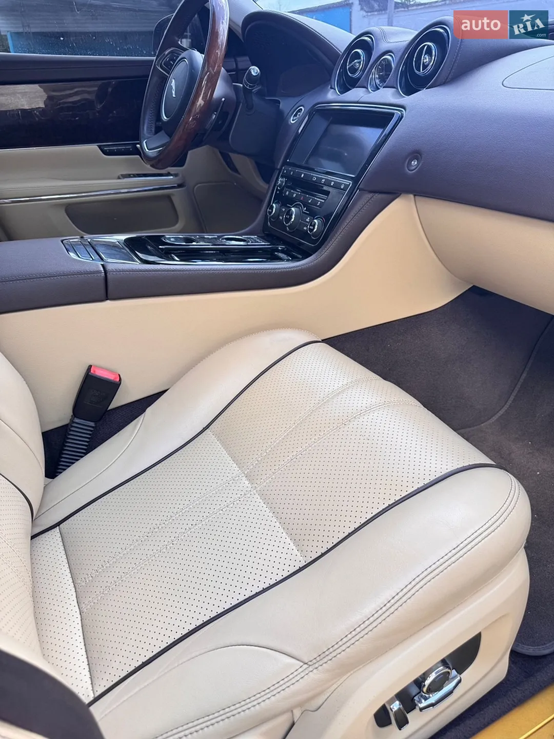 2017 Jaguar XJ - мініатюра 33