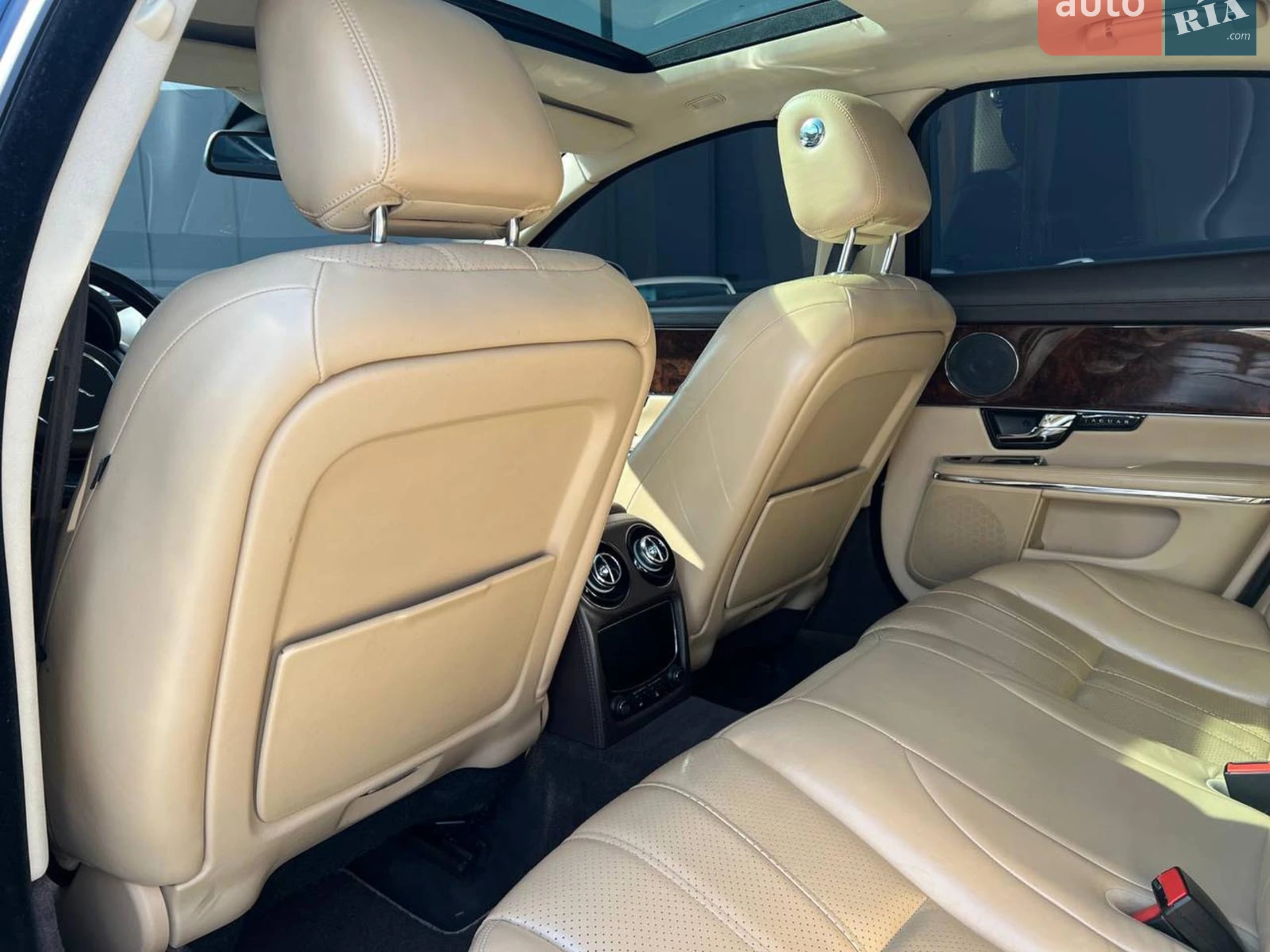 2012 Jaguar XJ - мініатюра 39
