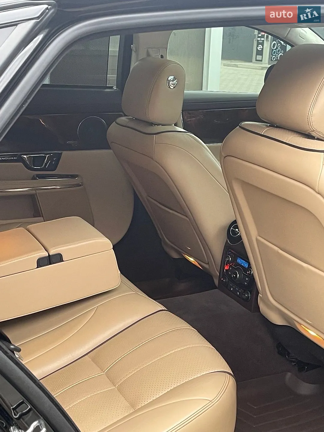 2015 Jaguar XJ - мініатюра 7