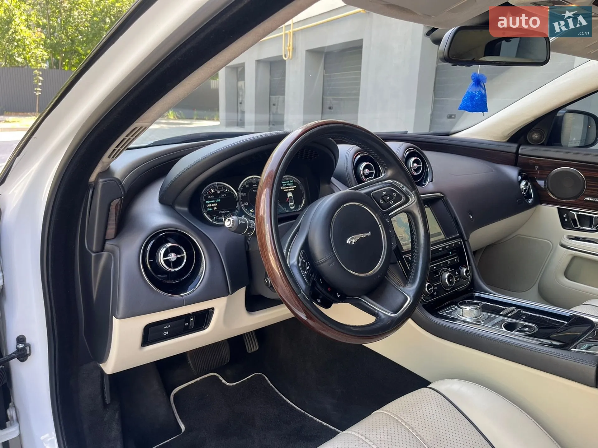 2014 Jaguar XJ - мініатюра 43