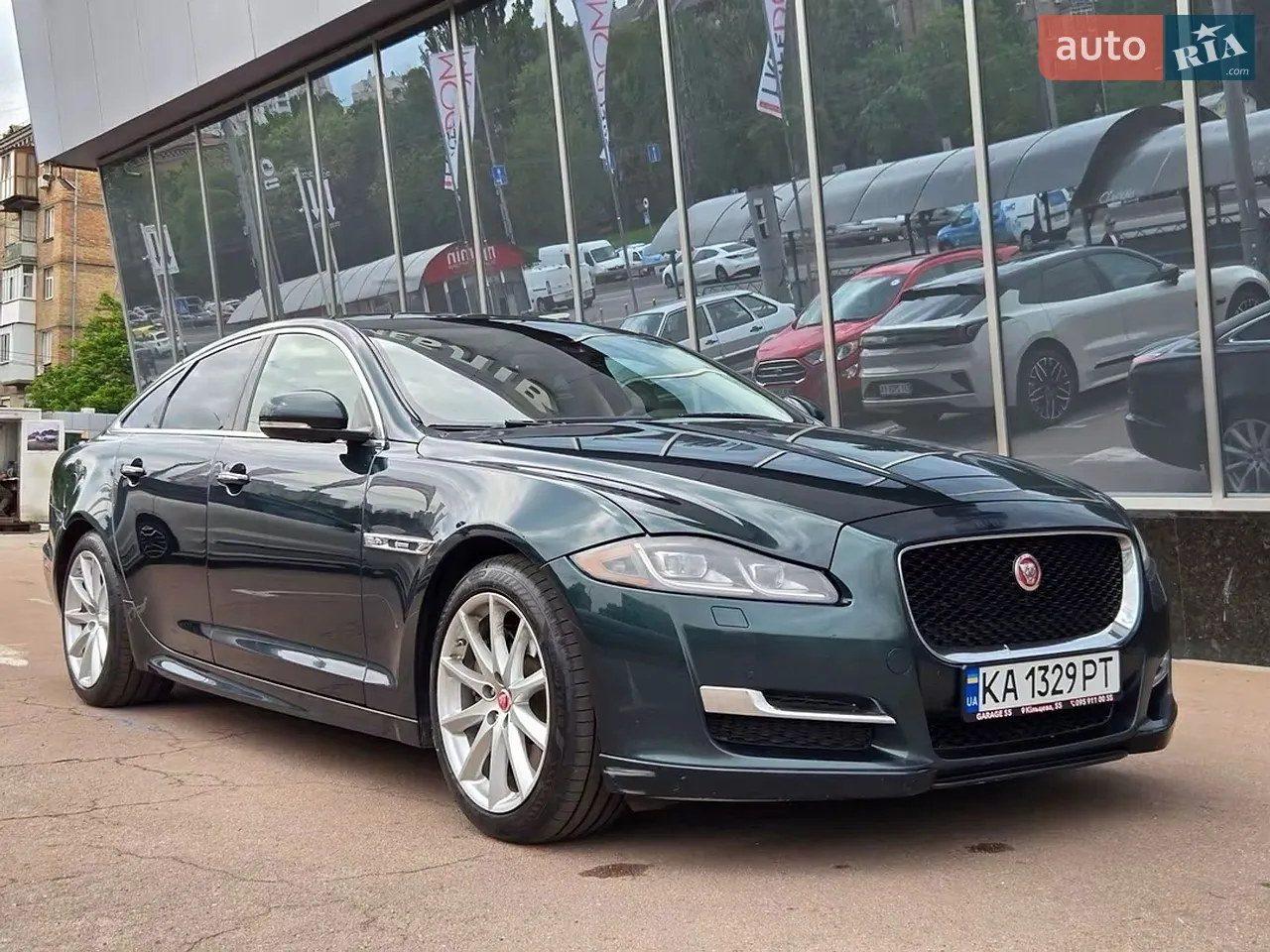 2017 Jaguar XJ - мініатюра 48