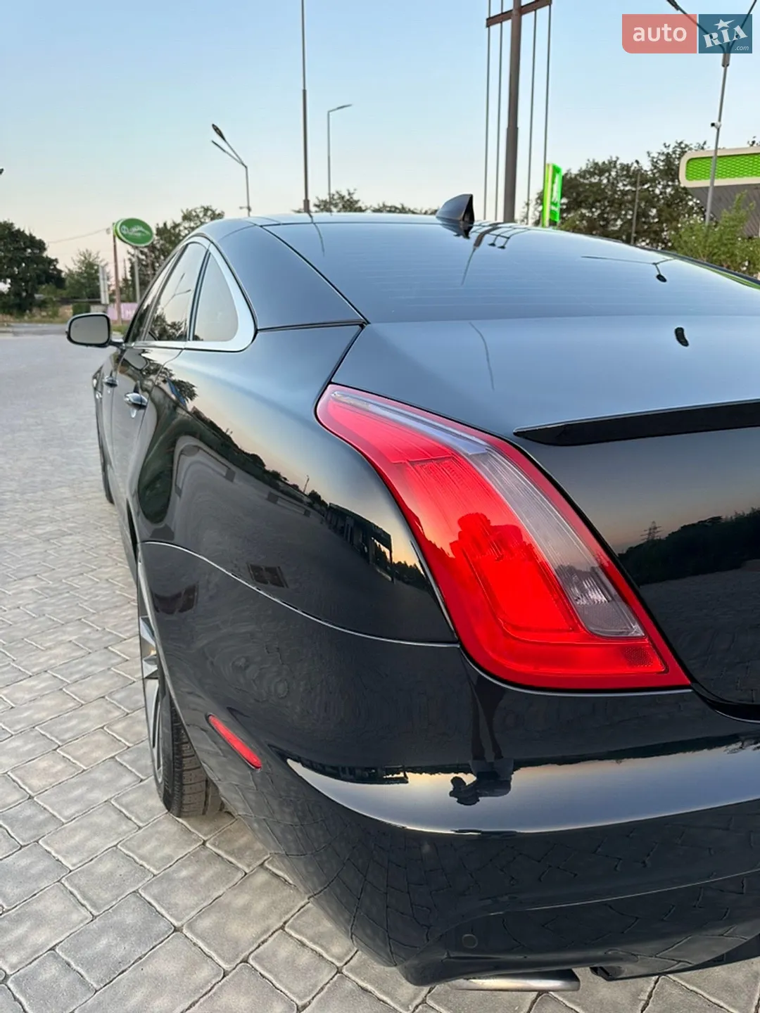 2017 Jaguar XJ - мініатюра 9