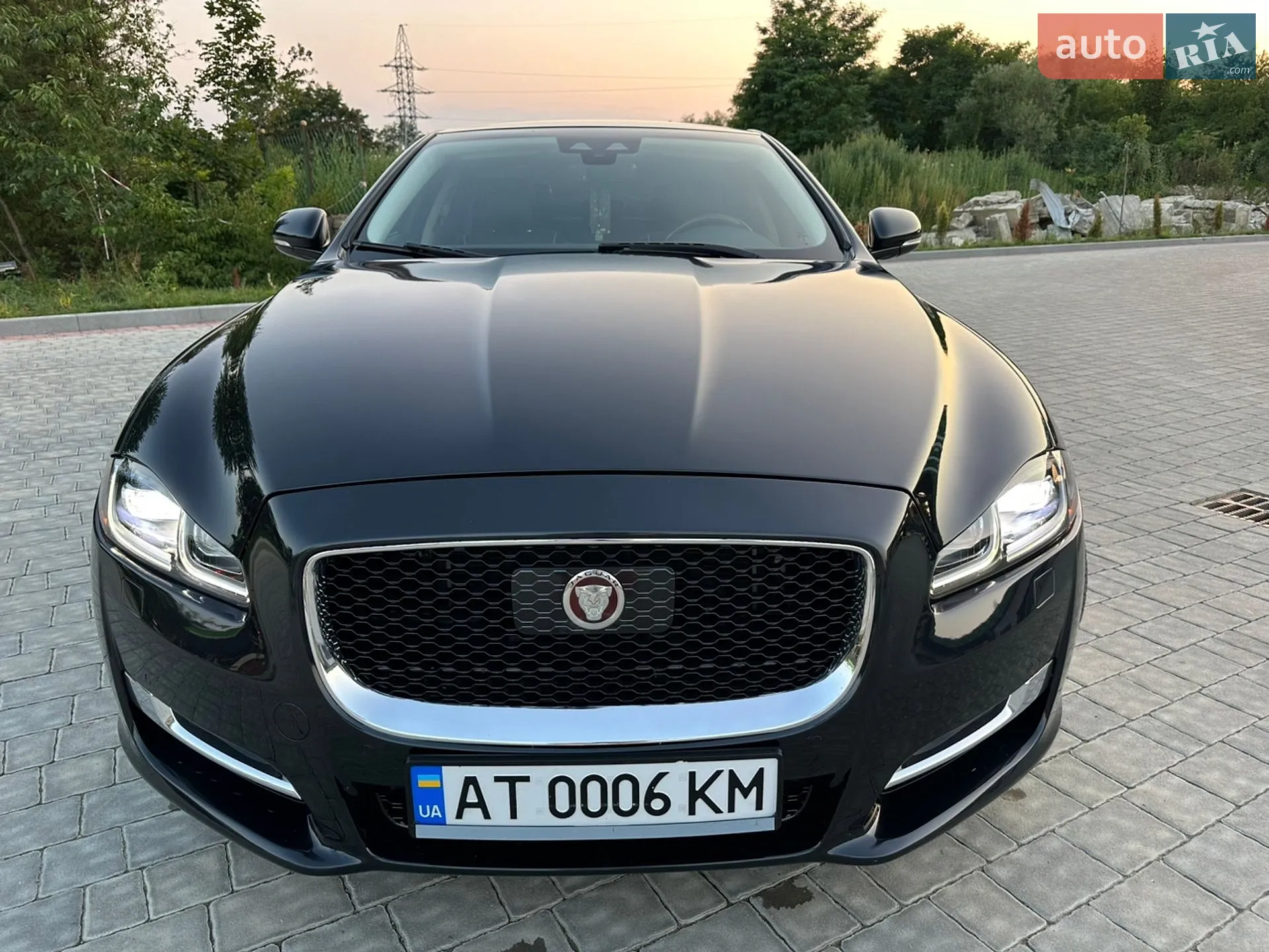 2017 Jaguar XJ - мініатюра 18