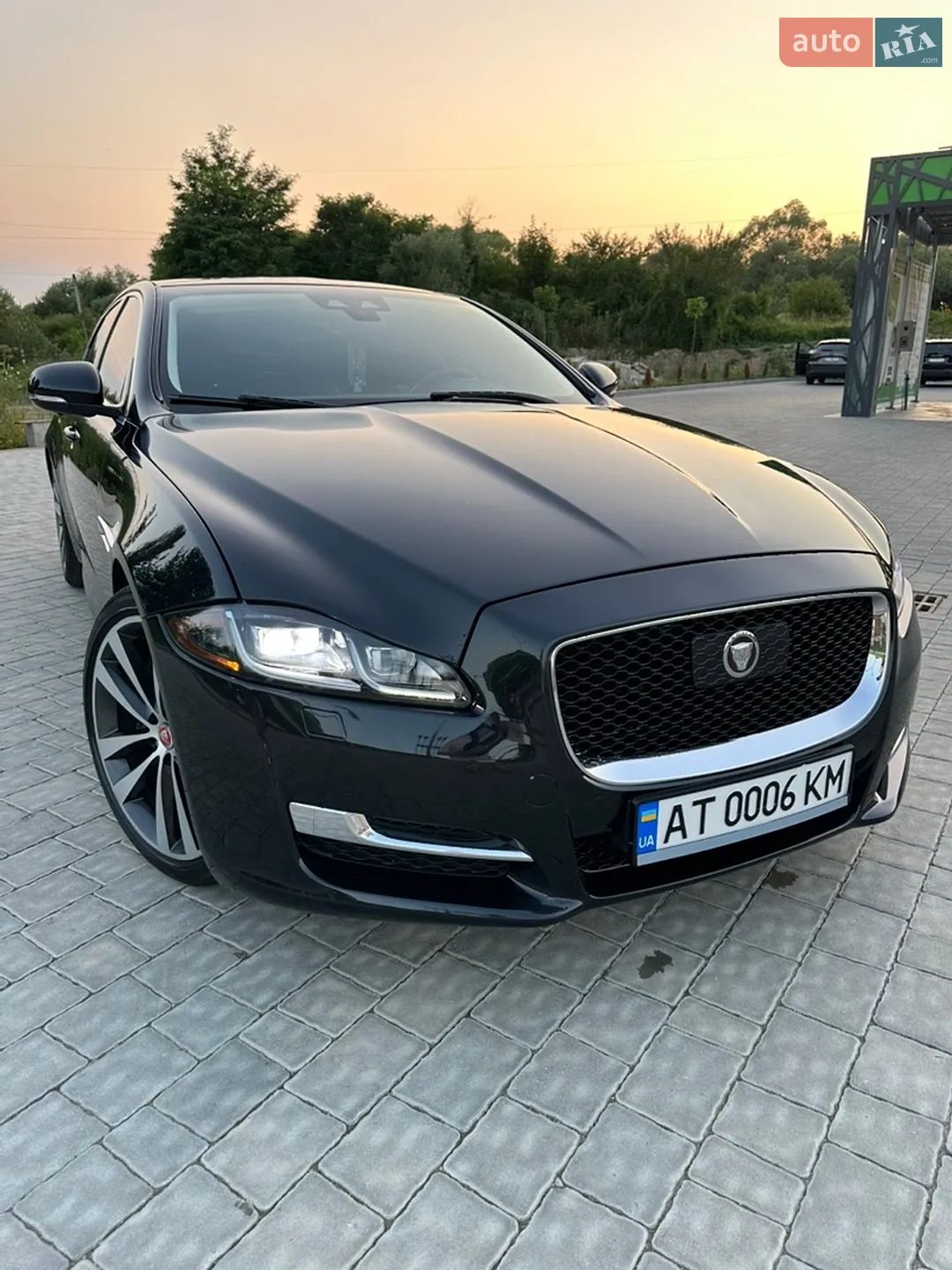 2017 Jaguar XJ - мініатюра 20