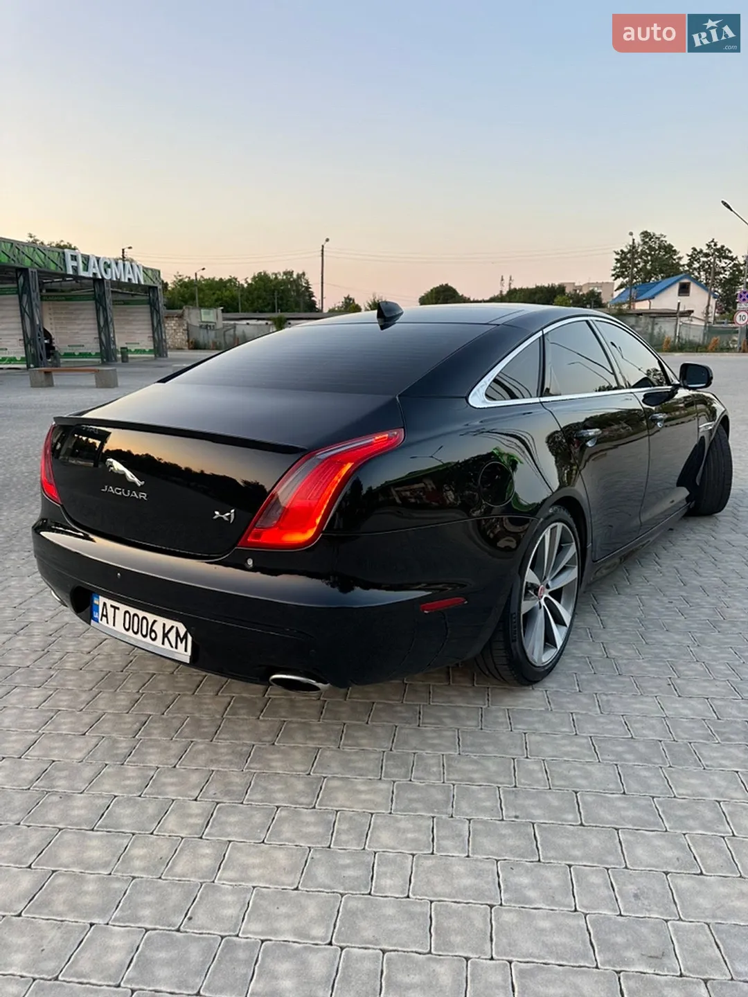 2017 Jaguar XJ - мініатюра 36