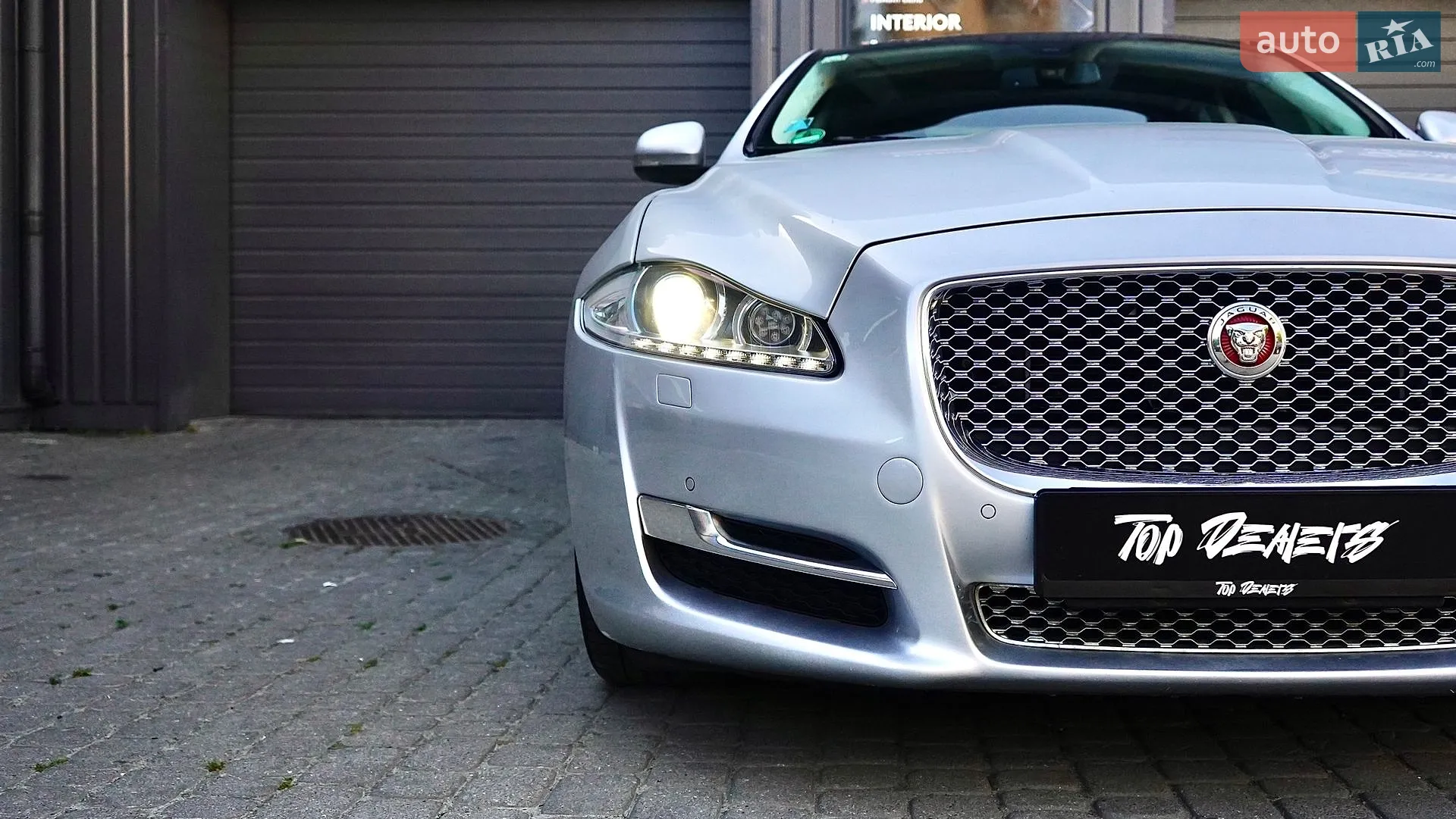2015 Jaguar XJ - мініатюра 8