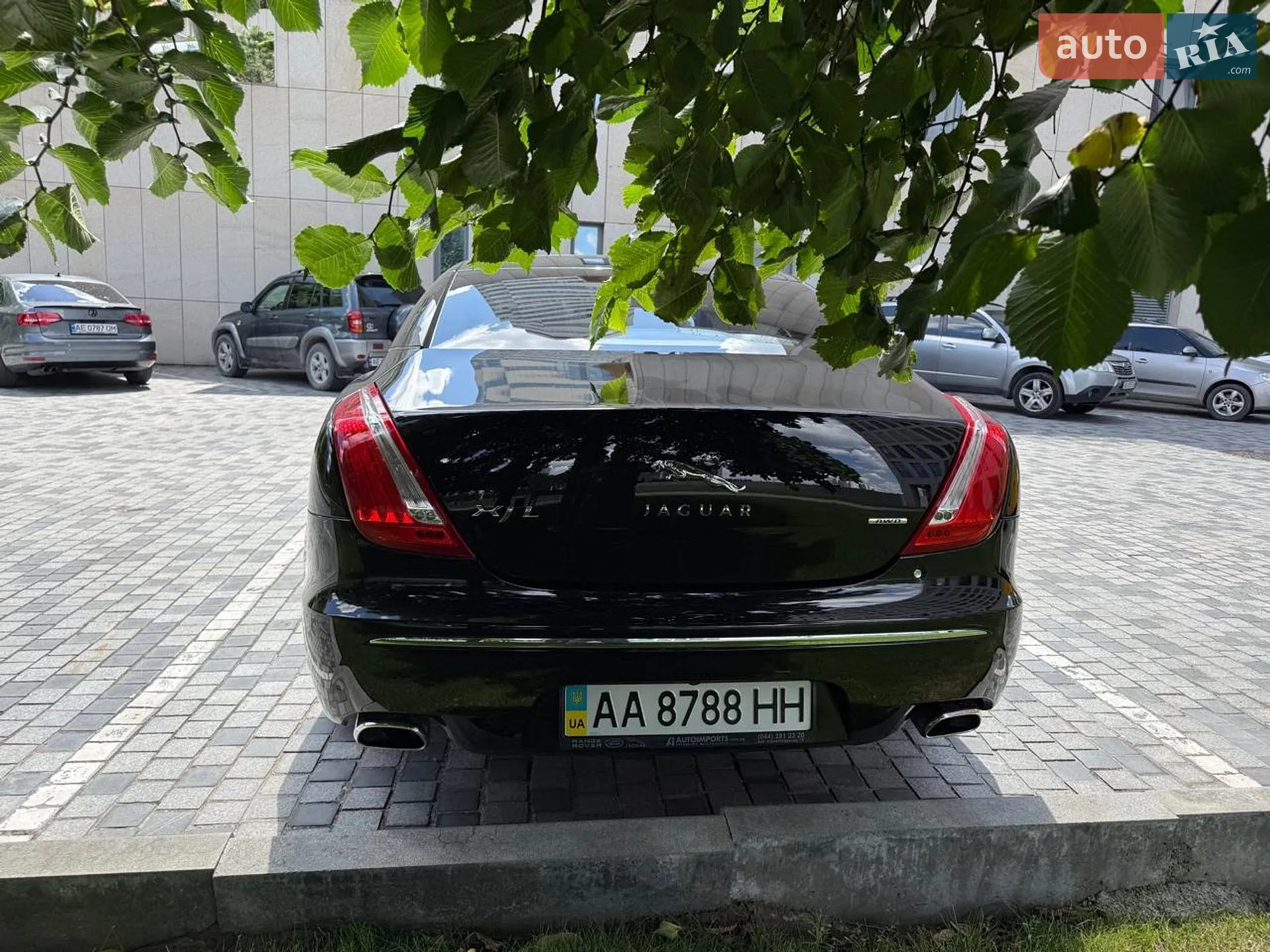 2013 Jaguar XJ - мініатюра 3