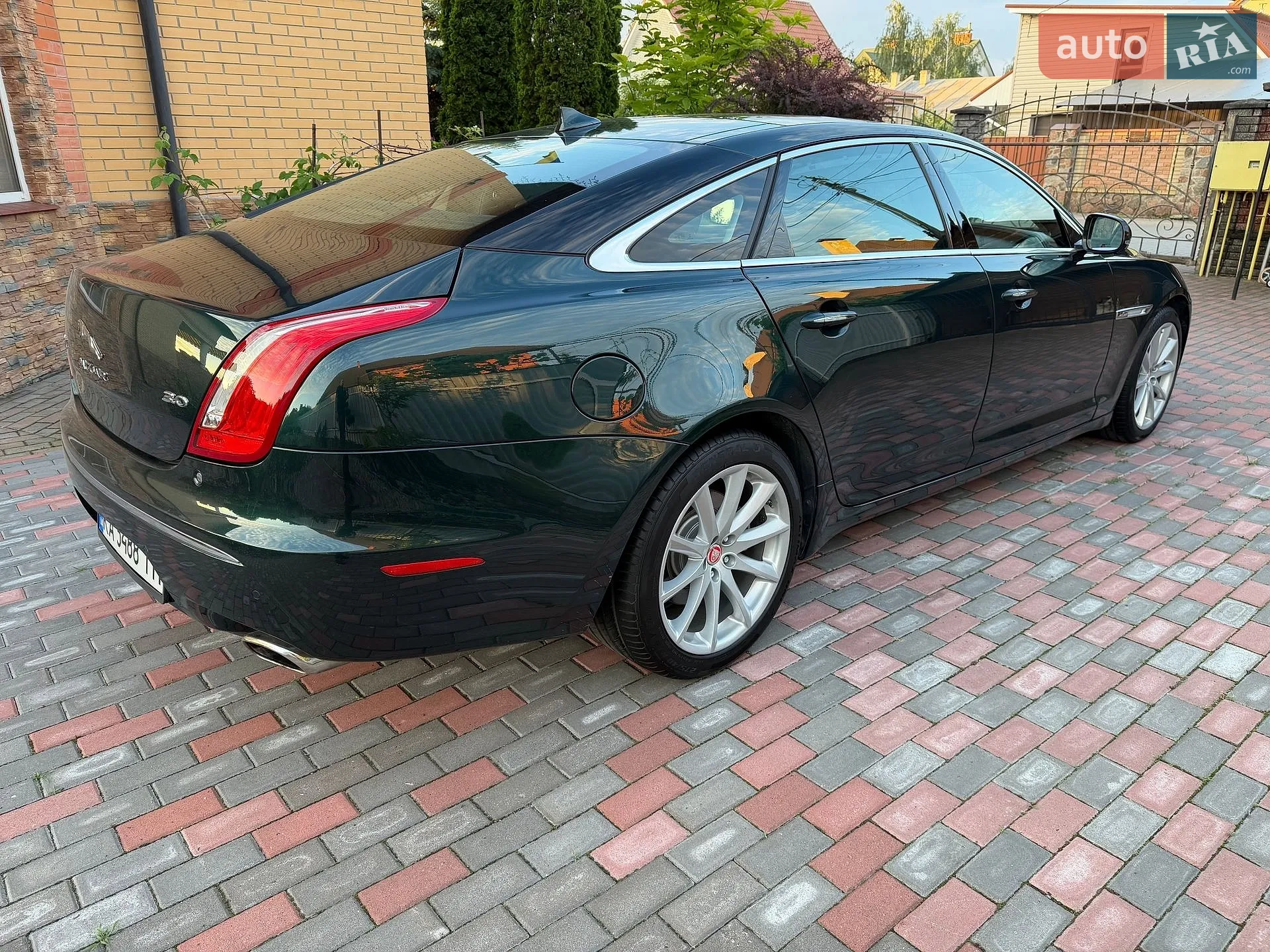 2015 Jaguar XJ - мініатюра 8