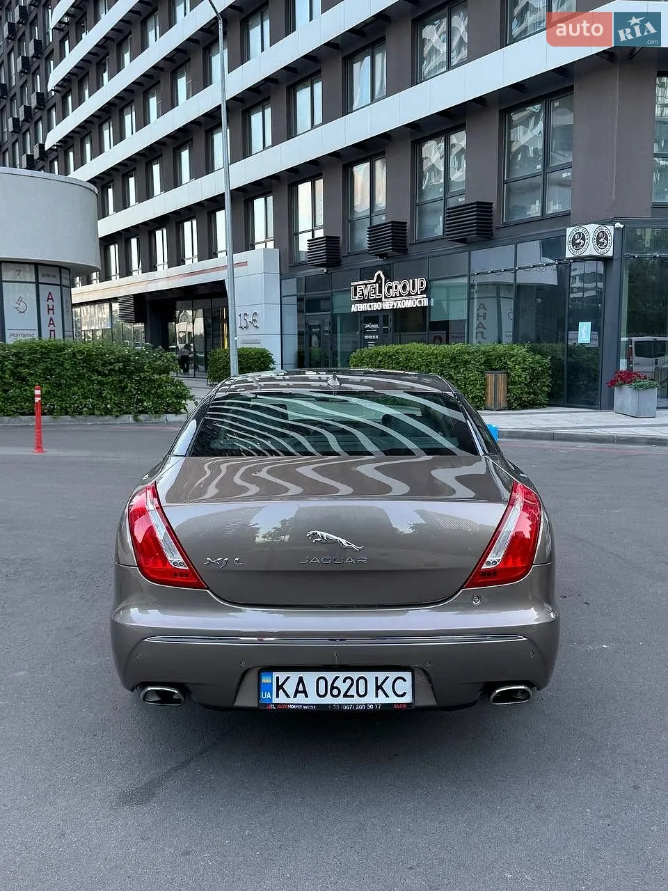 2015 Jaguar XJ - мініатюра 7