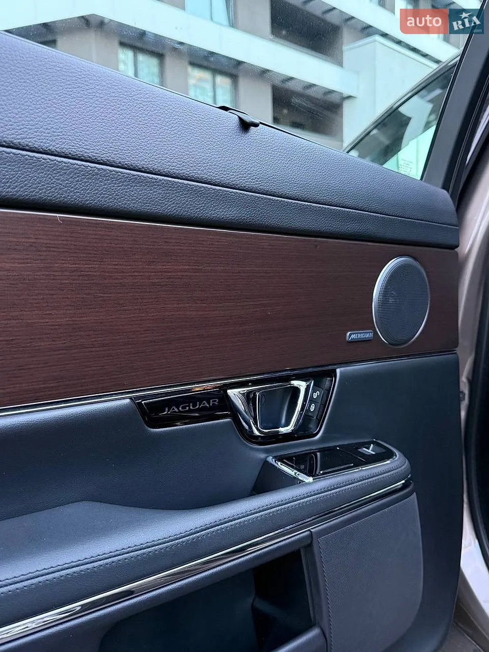 2015 Jaguar XJ - мініатюра 17