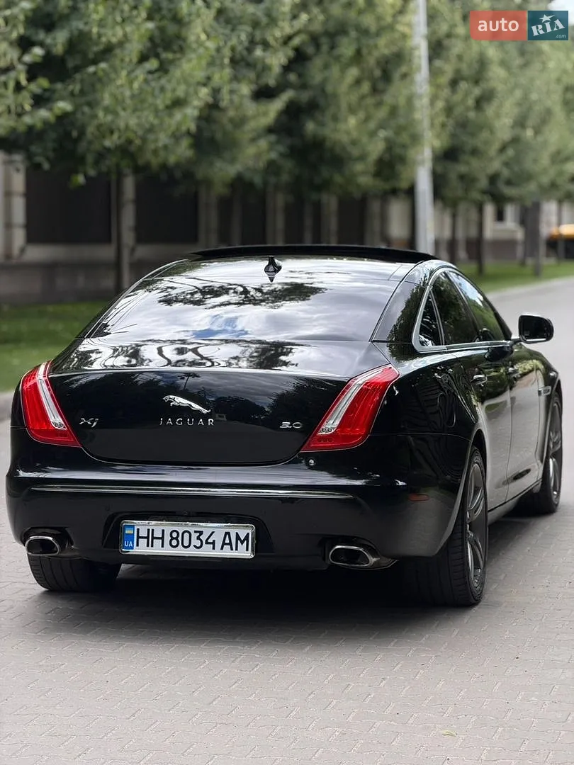 2012 Jaguar XJ - мініатюра 17