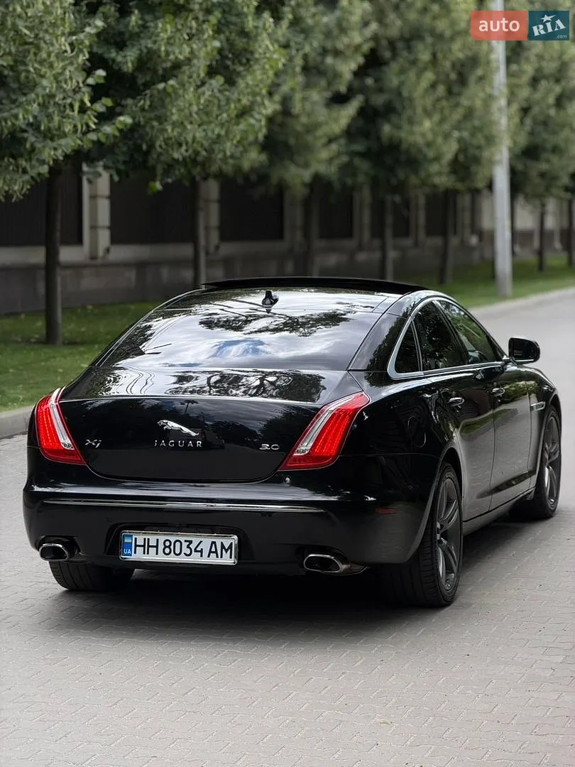 2012 Jaguar XJ - мініатюра 18
