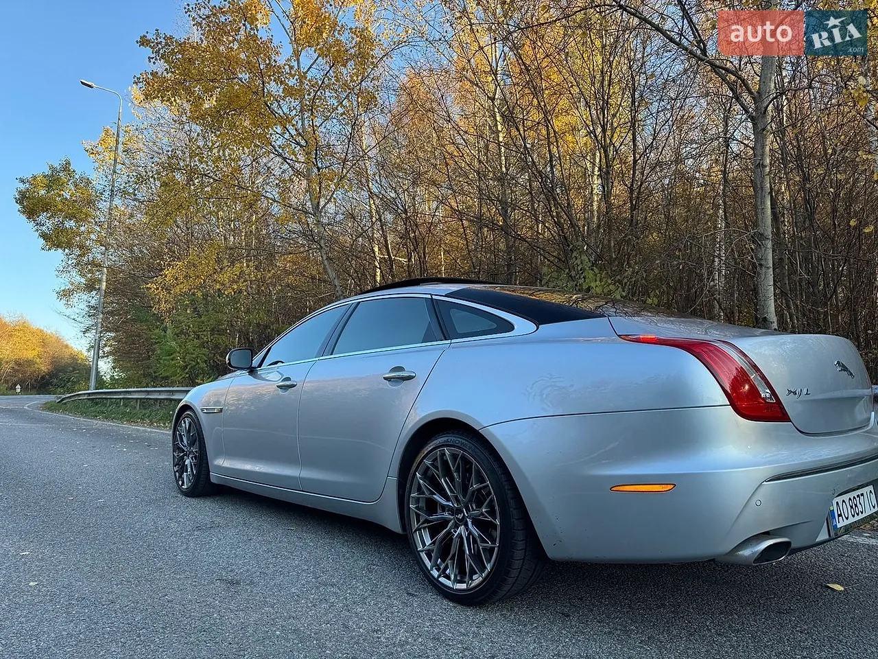 2011 Jaguar XJ - мініатюра 41